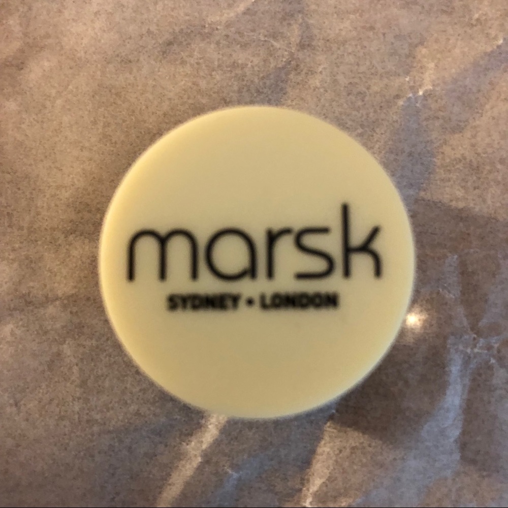 MARSK Foiled Again mineral eyeshadow sample